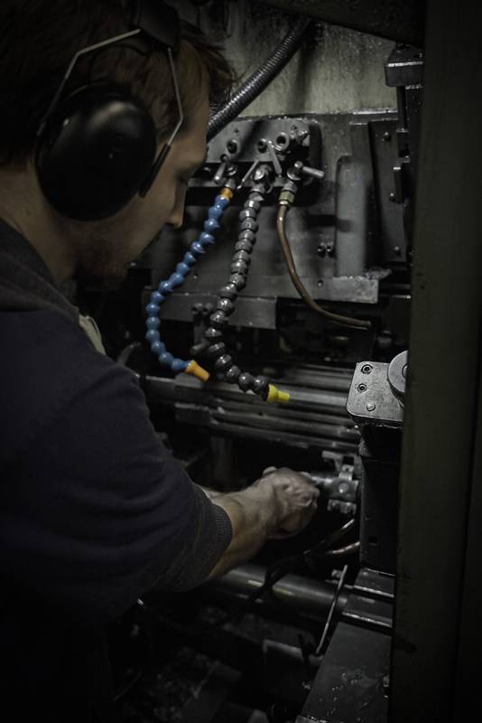 micro décolletage de pièce secteur luxe